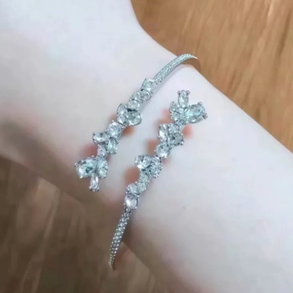 Givenchy silver dangle - Picture 3 of 10